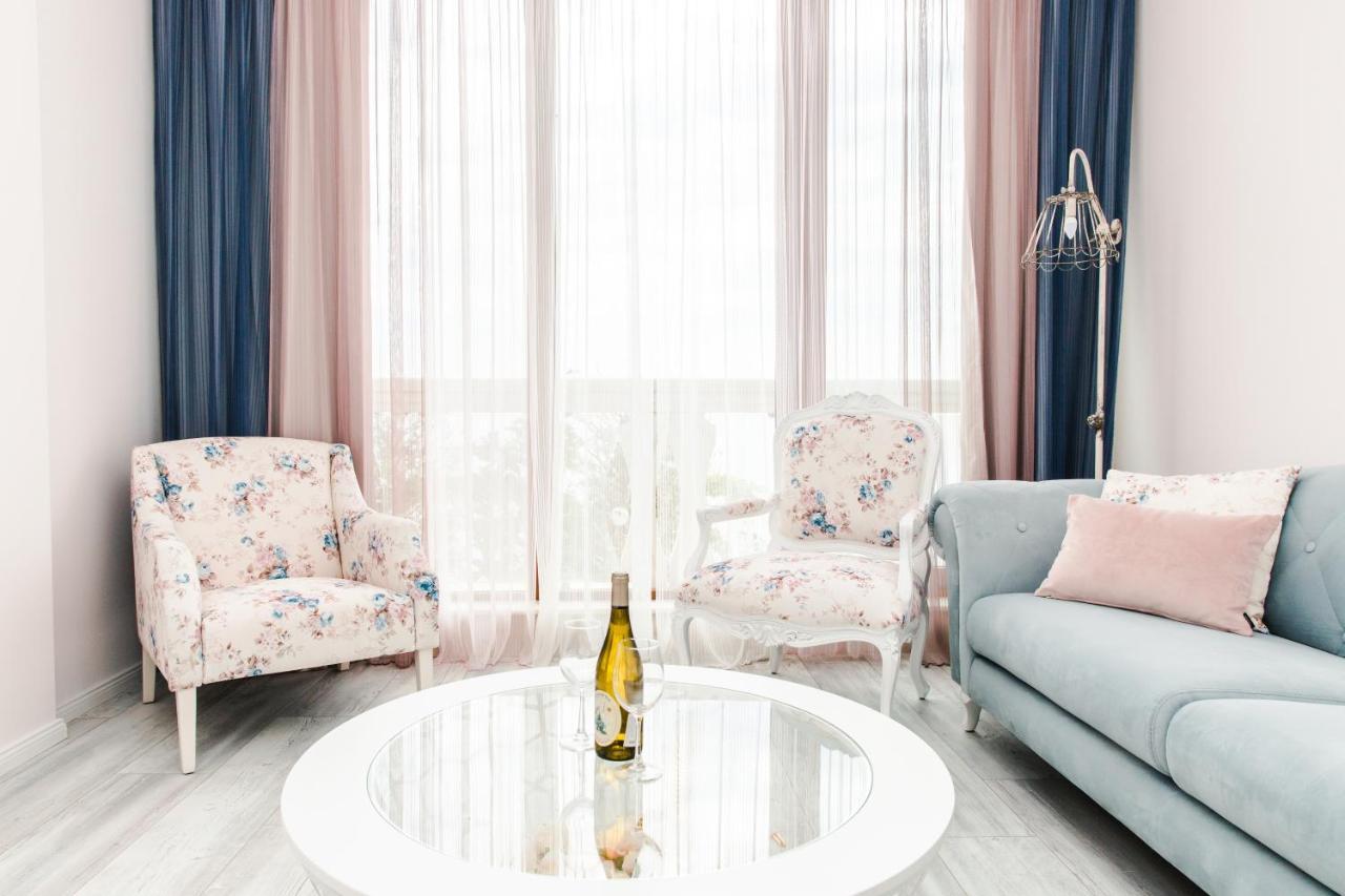 Luxury Vue Sur La Mer ゴールデンサンド エクステリア 写真