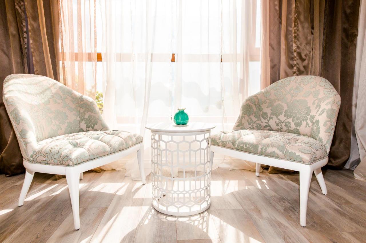 Luxury Vue Sur La Mer ゴールデンサンド エクステリア 写真