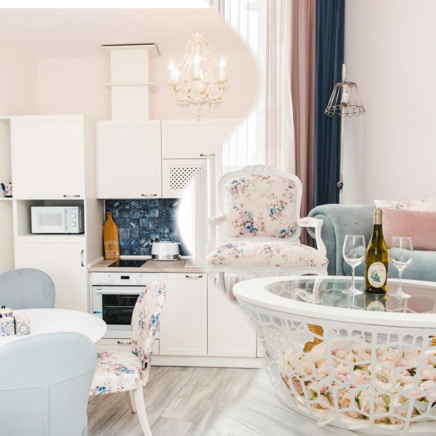 Luxury Vue Sur La Mer ゴールデンサンド エクステリア 写真